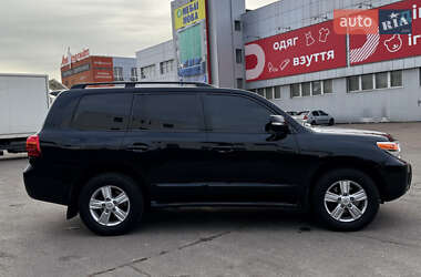 Позашляховик / Кросовер Toyota Land Cruiser 2013 в Києві