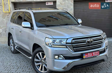 Внедорожник / Кроссовер Toyota Land Cruiser 2018 в Надворной