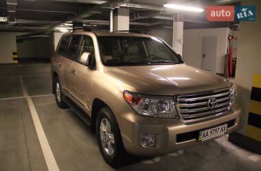 Позашляховик / Кросовер Toyota Land Cruiser 2012 в Києві