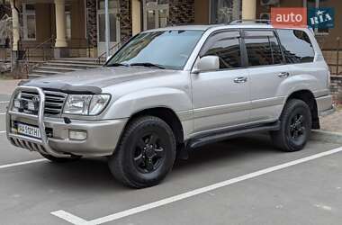 Внедорожник / Кроссовер Toyota Land Cruiser 2003 в Киеве