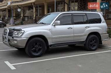 Внедорожник / Кроссовер Toyota Land Cruiser 2003 в Киеве