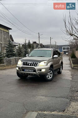 Позашляховик / Кросовер Toyota Land Cruiser 2005 в Харкові