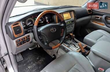 Внедорожник / Кроссовер Toyota Land Cruiser 2003 в Киеве