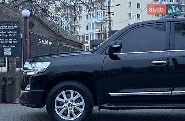 Внедорожник / Кроссовер Toyota Land Cruiser 2019 в 