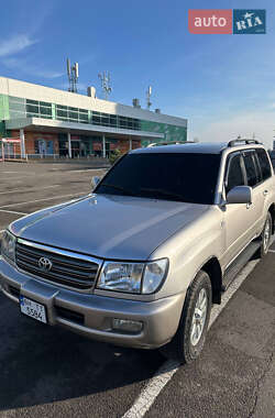 Внедорожник / Кроссовер Toyota Land Cruiser 2005 в 