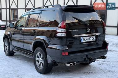 Позашляховик / Кросовер Toyota Land Cruiser 2008 в Рівному