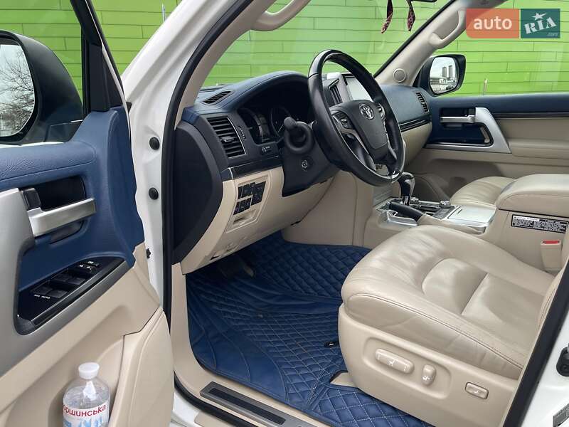 Позашляховик / Кросовер Toyota Land Cruiser 2019 в Києві