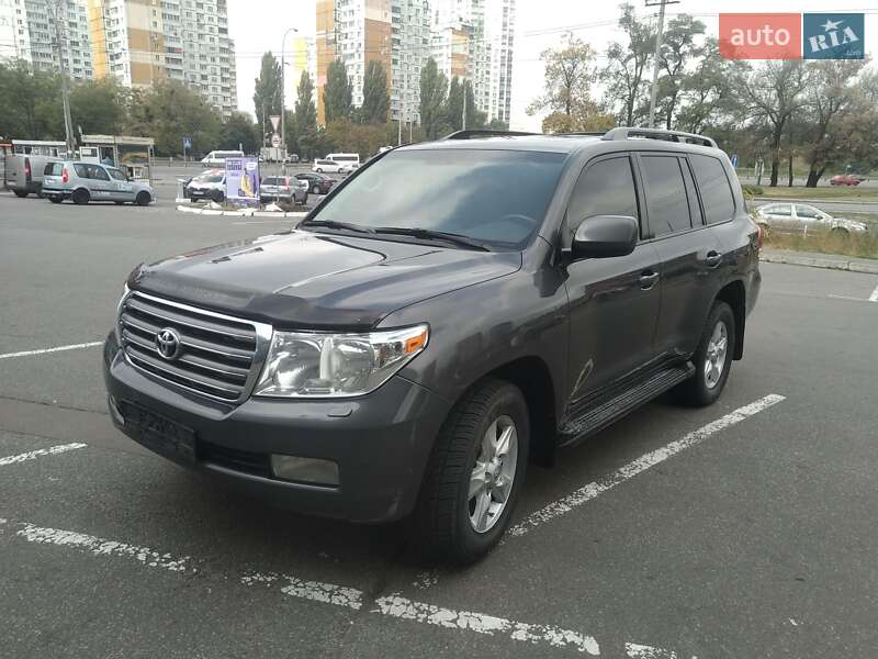 Внедорожник / Кроссовер Toyota Land Cruiser 2008 в Киеве