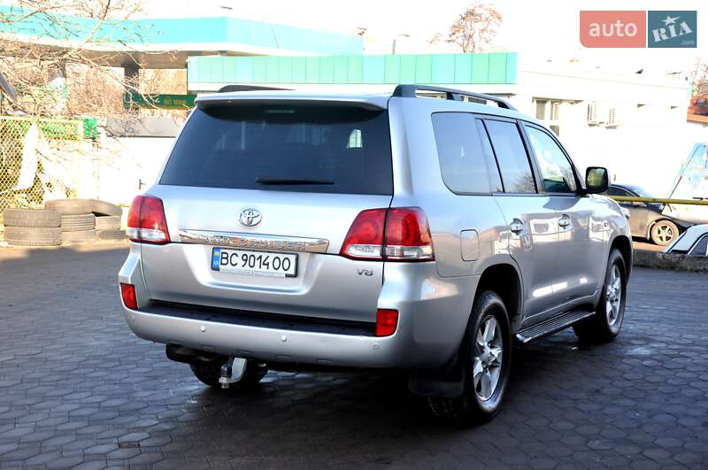 Внедорожник / Кроссовер Toyota Land Cruiser 2008 в Львове