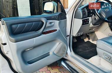Позашляховик / Кросовер Toyota Land Cruiser 2002 в 
