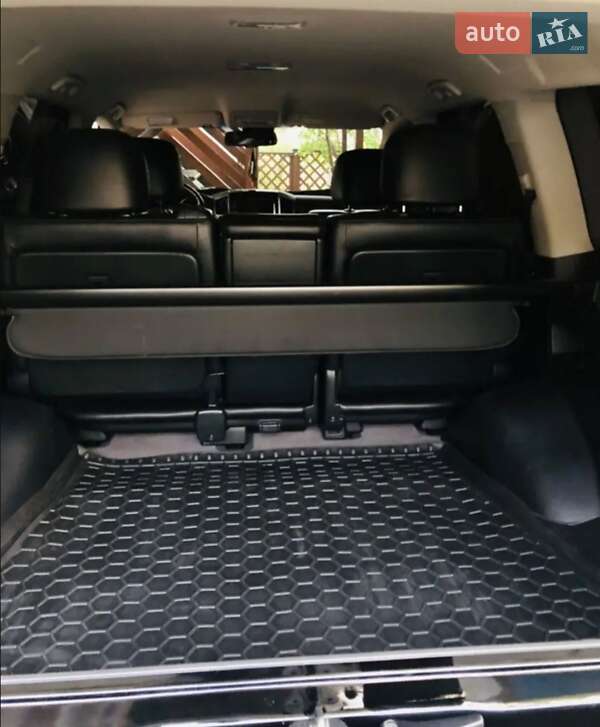 Внедорожник / Кроссовер Toyota Land Cruiser 2012 в Сквире