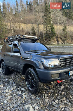 Внедорожник / Кроссовер Toyota Land Cruiser 2002 в Днепре