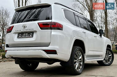 Внедорожник / Кроссовер Toyota Land Cruiser 2023 в Киеве