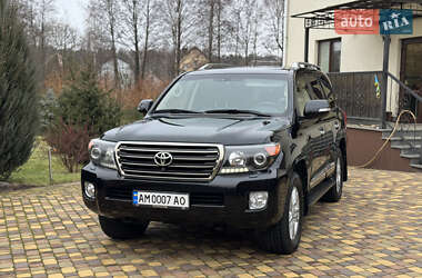 Внедорожник / Кроссовер Toyota Land Cruiser 2014 в Житомире