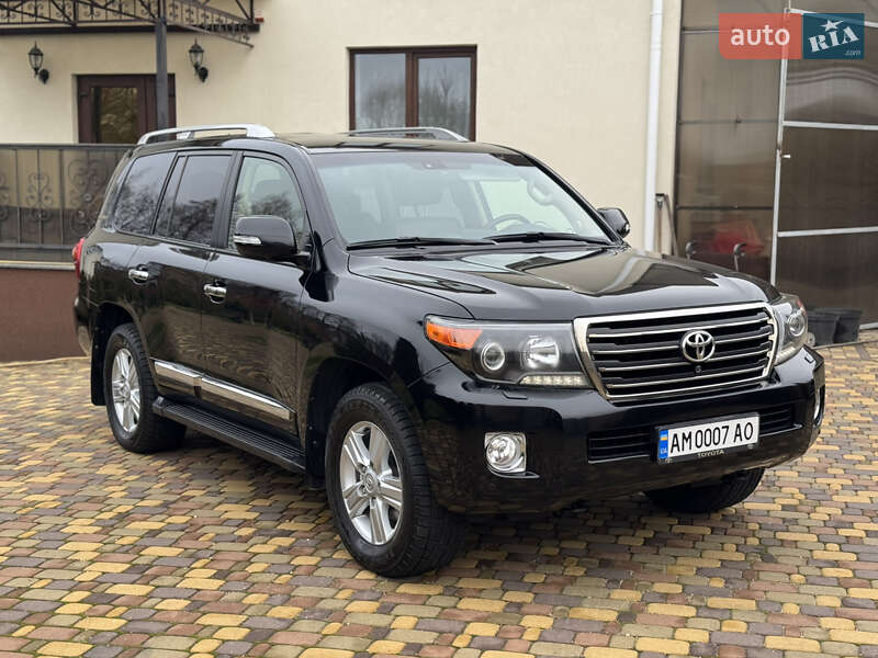 Внедорожник / Кроссовер Toyota Land Cruiser 2014 в Житомире