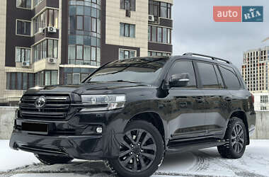 Позашляховик / Кросовер Toyota Land Cruiser 2017 в Києві