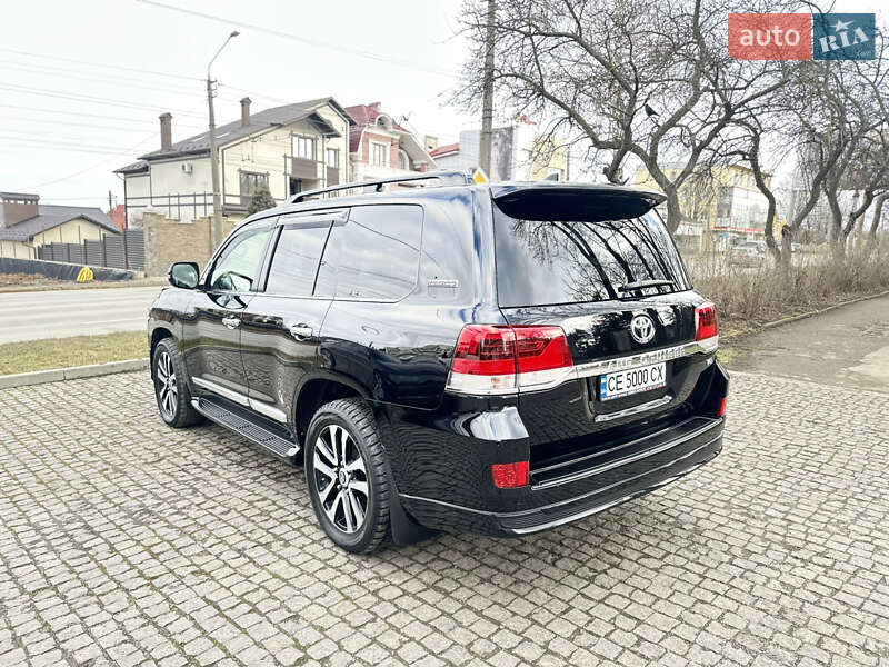 Внедорожник / Кроссовер Toyota Land Cruiser 2019 в Черновцах