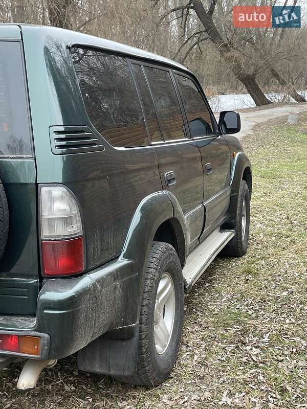 Внедорожник / Кроссовер Toyota Land Cruiser 2000 в Чернигове