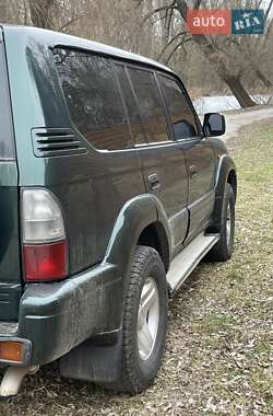 Внедорожник / Кроссовер Toyota Land Cruiser 2000 в Чернигове