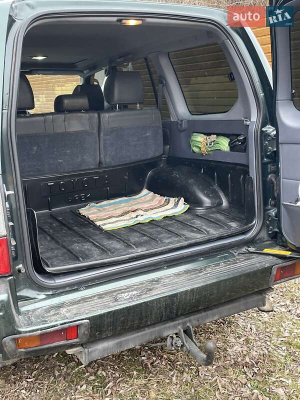 Внедорожник / Кроссовер Toyota Land Cruiser 2000 в Чернигове