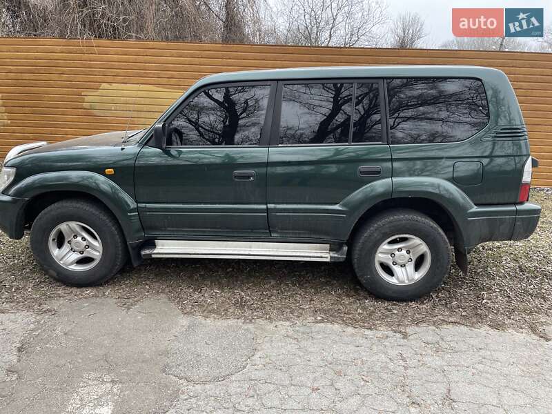 Внедорожник / Кроссовер Toyota Land Cruiser 2000 в Чернигове