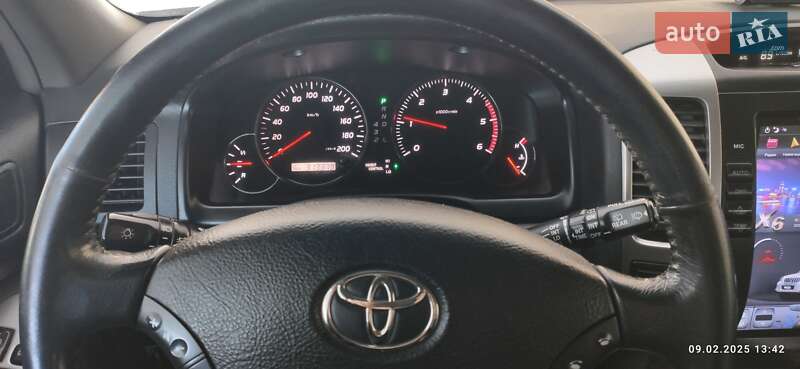 Внедорожник / Кроссовер Toyota Land Cruiser 2006 в Харькове