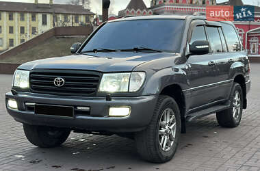 Внедорожник / Кроссовер Toyota Land Cruiser 2004 в Днепре