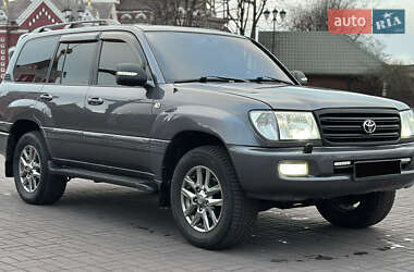 Внедорожник / Кроссовер Toyota Land Cruiser 2004 в Днепре