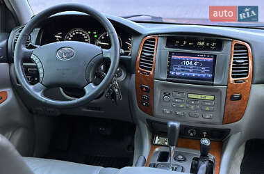 Внедорожник / Кроссовер Toyota Land Cruiser 2004 в Днепре