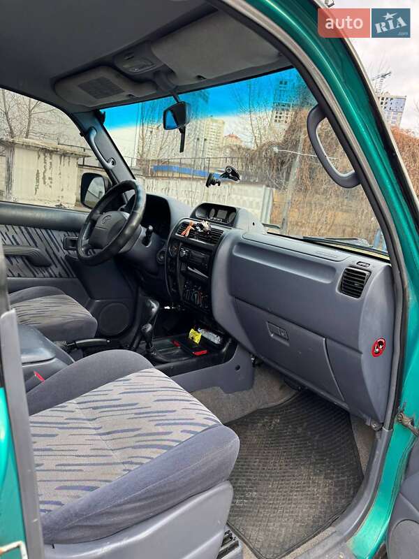 Внедорожник / Кроссовер Toyota Land Cruiser 1998 в Киеве