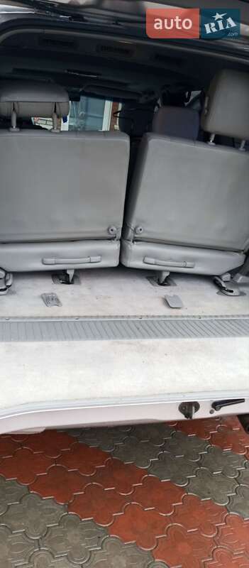 Внедорожник / Кроссовер Toyota Land Cruiser 2005 в Киеве фото 8 Внедорожник / Кроссовер Toyota Land Cruiser 2005 в Киеве