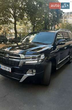 Внедорожник / Кроссовер Toyota Land Cruiser 2020 в Киеве