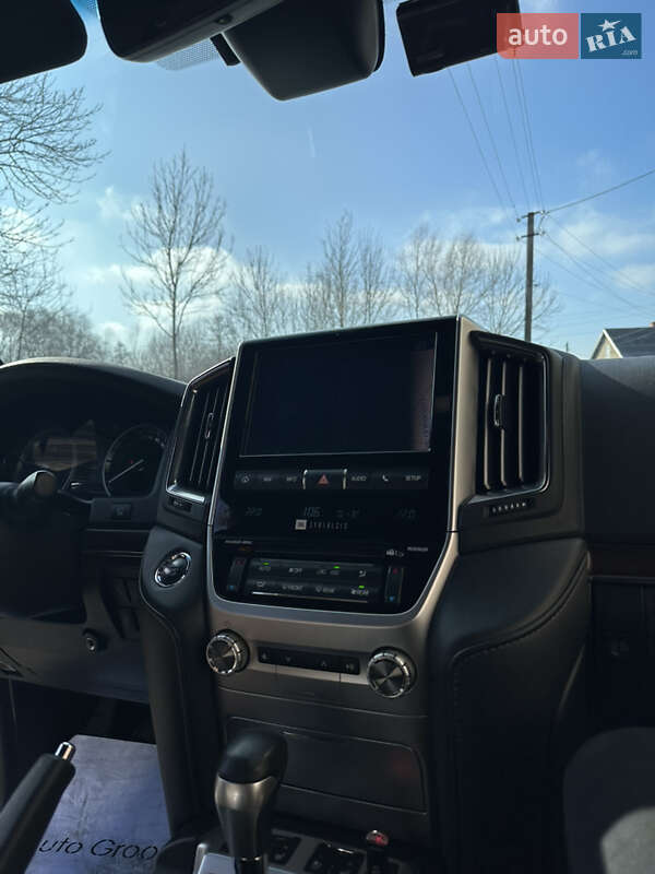 Внедорожник / Кроссовер Toyota Land Cruiser 2019 в Черновцах