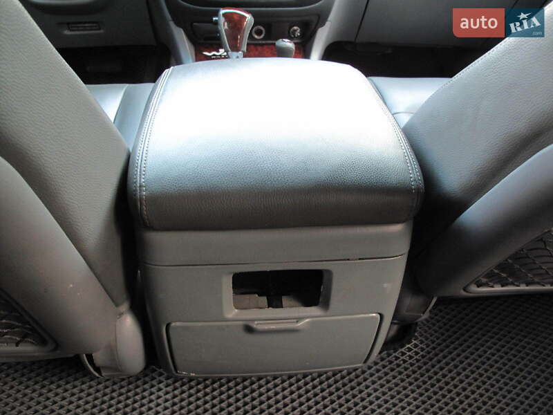 Позашляховик / Кросовер Toyota Land Cruiser 2000 в Києві