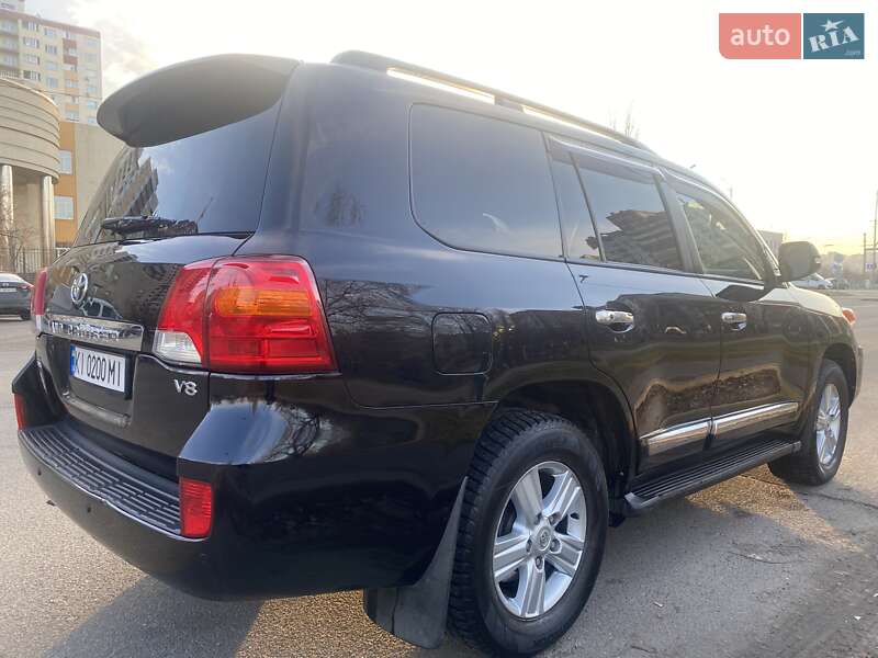 Внедорожник / Кроссовер Toyota Land Cruiser 2012 в Киеве