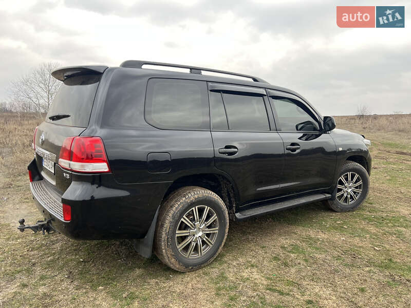 Внедорожник / Кроссовер Toyota Land Cruiser 2007 в Полтаве