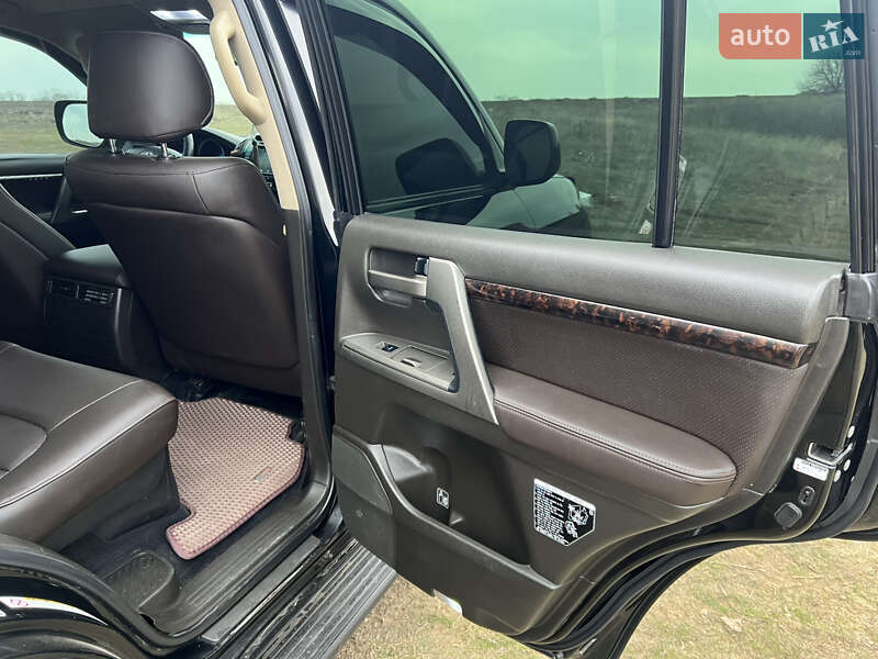 Внедорожник / Кроссовер Toyota Land Cruiser 2007 в Полтаве