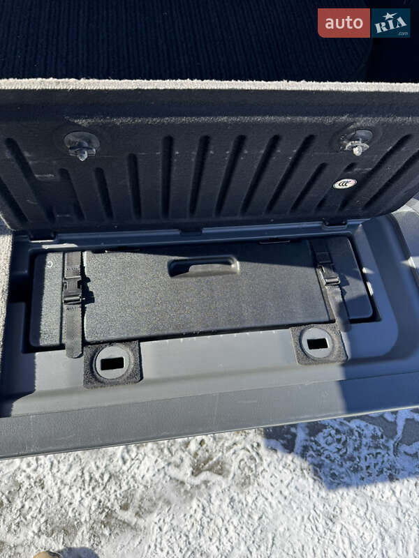 Внедорожник / Кроссовер Toyota Land Cruiser 2010 в Тернополе