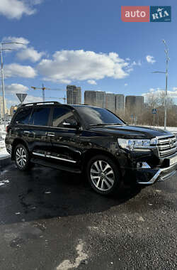 Toyota Land Cruiser 2018