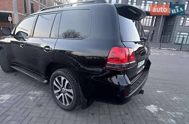 Внедорожник / Кроссовер Toyota Land Cruiser 2008 в 