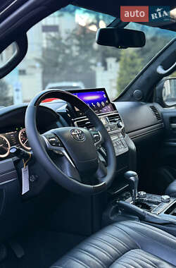 Внедорожник / Кроссовер Toyota Land Cruiser 2008 в 