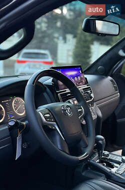 Внедорожник / Кроссовер Toyota Land Cruiser 2008 в 