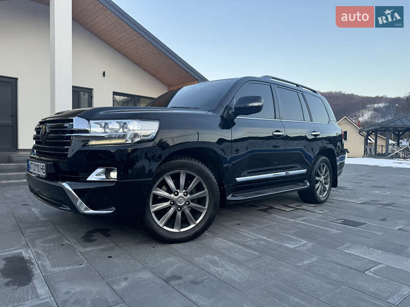 Внедорожник / Кроссовер Toyota Land Cruiser 2016 в Яремче