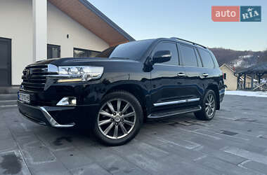 Внедорожник / Кроссовер Toyota Land Cruiser 2016 в Яремче