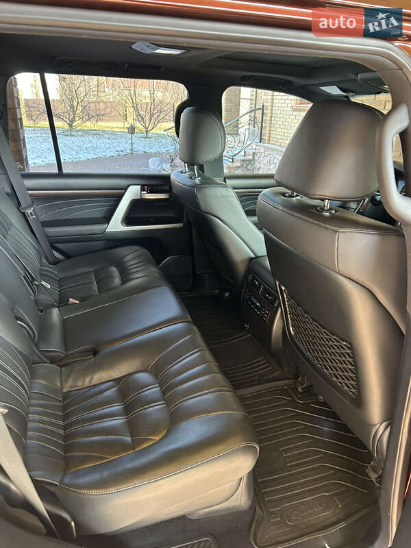 Внедорожник / Кроссовер Toyota Land Cruiser 2019 в Кролевце