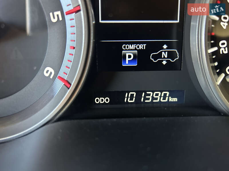 Внедорожник / Кроссовер Toyota Land Cruiser 2019 в Кролевце