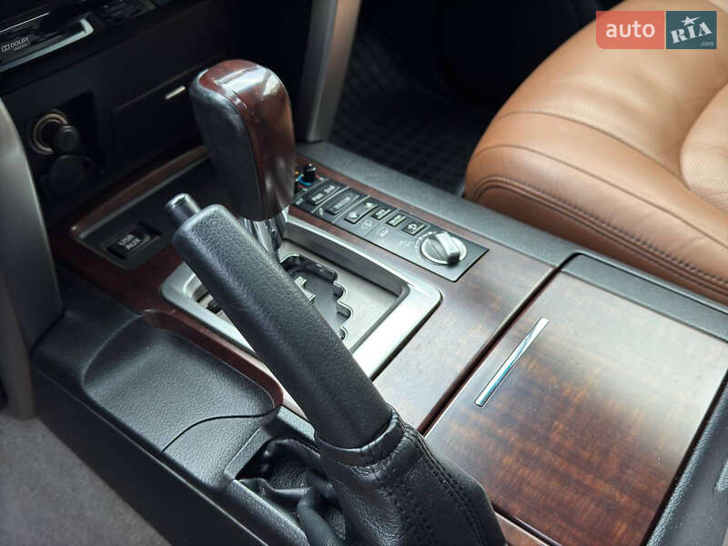 Позашляховик / Кросовер Toyota Land Cruiser 2014 в Рівному