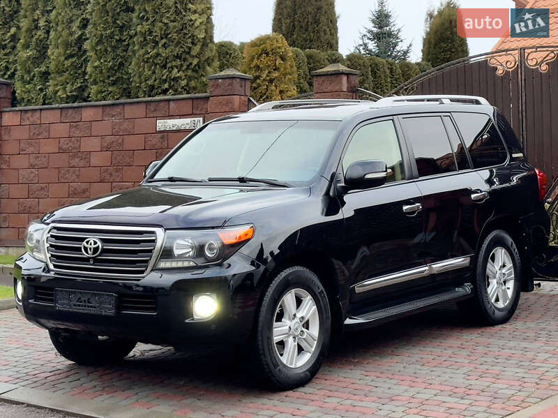 Позашляховик / Кросовер Toyota Land Cruiser 2014 в Рівному