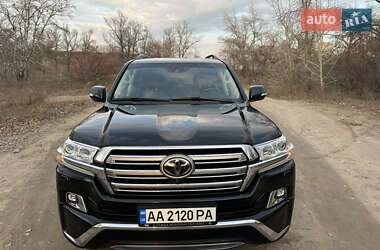 Внедорожник / Кроссовер Toyota Land Cruiser 2016 в Днепре