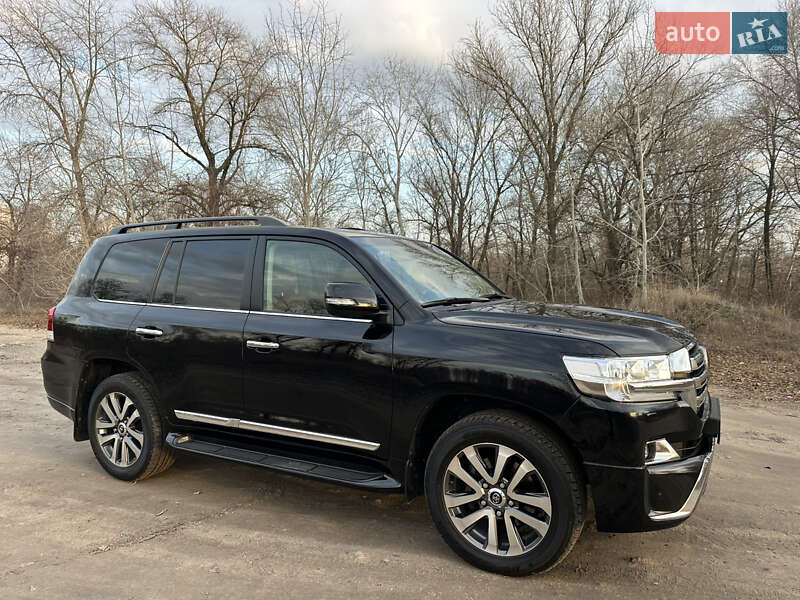 Внедорожник / Кроссовер Toyota Land Cruiser 2016 в Днепре